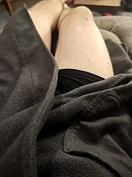 hubbyfun19 online show from 11-16-25, 06:41