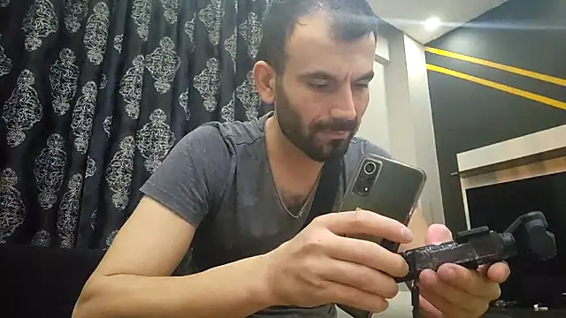 Snapshot of Apooabe chatting on 11-25-25, 04:40 Apooabe online show from 11-25-25, 04:40