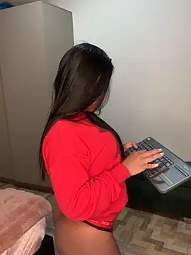 Snapshot of Tokio_Tokio chatting on 12-15-24, 12:29 Tokio Tokio online show from 12-15-24, 12:29