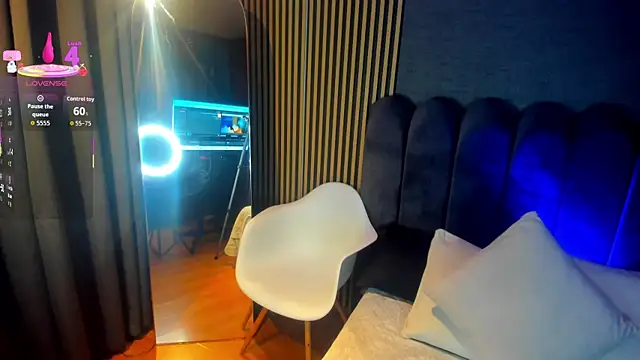 Gina 77 online show from 10-20-25, 12:05