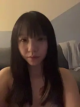 Snapshot of Yucheng__520 chatting on 09-23-25, 12:52 Yucheng 520 online show from 09-23-25, 12:52