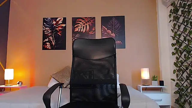 ChristopherBlack  online show from 10-14-25, 01:34