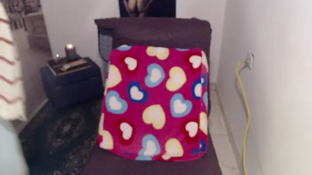 Snapshot of Milf_Valeria chatting on 09-09-25, 02:38 Milf Valeria online show from 09-09-25, 02:38