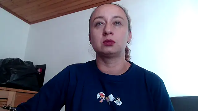 Milf Valeria online show from 05-22-26, 05:40