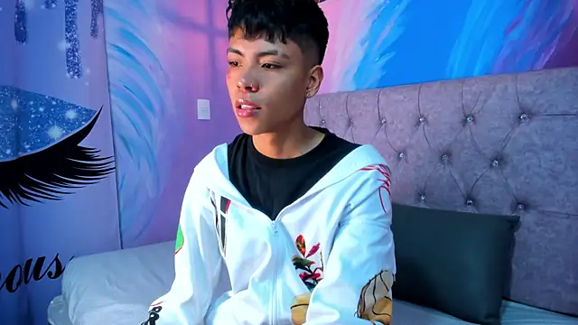 MaxiWildd online show from 02-10-26, 01:26