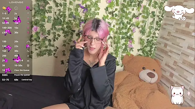 Snapshot of Amy_Moonlight chatting on 06-27-26, 12:26 Amy Moonlight online show from 06-27-26, 12:26