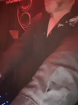 Wir2002Paar online show from 10-26-25, 12:49