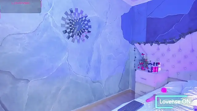 AmbarFoxx  online show from 12-04-25, 07:06