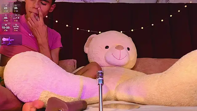 Snapshot of PrincePoppy chatting on 11-22-25, 11:04 PrincePoppy online show from 11-22-25, 11:04