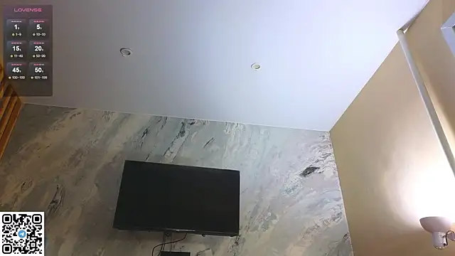 Snapshot of miss_bubbles_ chatting on 11-03-25, 12:35 miss bubbles online show from 11-03-25, 12:35