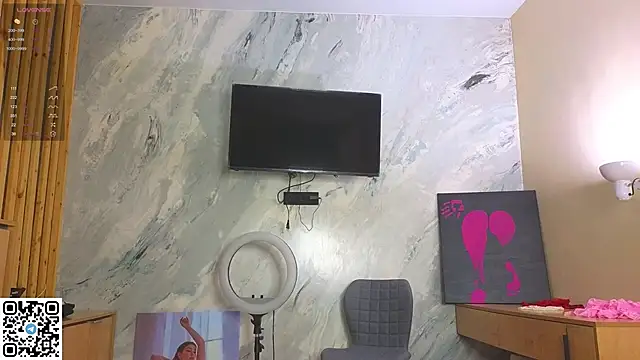 Snapshot of miss_bubbles_ chatting on 11-22-25, 12:42 miss bubbles online show from 11-22-25, 12:42