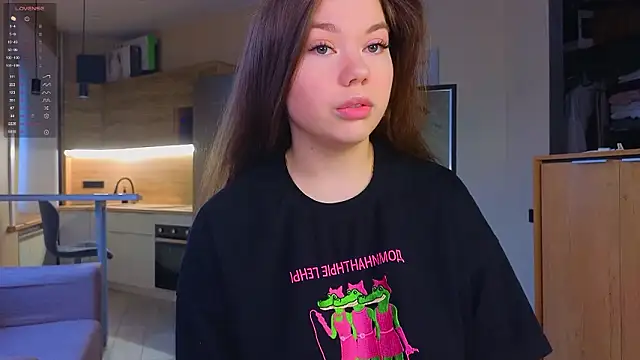 miss bubbles  online show from 03-22-26, 01:09