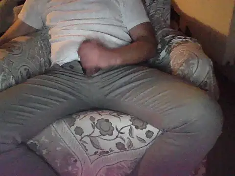 eefeeksr11 online show from 12-20-25, 05:20