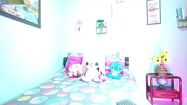 angelic coral online show from 11-08-25, 01:06