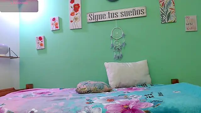 Snapshot of gatitasexygatitasexy chatting on 10-09-25, 07:01 gatitasexygatitasexy online show from 10-09-25, 07:01