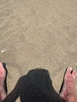 Snapshot of Sweden_Brian chatting on 09-18-25, 10:06 Sweden Brian online show from 09-18-25, 10:06