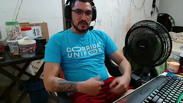 Leonino231 online show from 11-17-25, 06:03