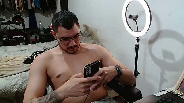 Leonino231 online show from 04-01-26, 05:54