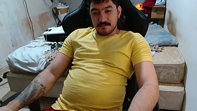 Snapshot of Leonino231 chatting on 07-10-26, 12:26 Leonino231 online show from 07-10-26, 12:26