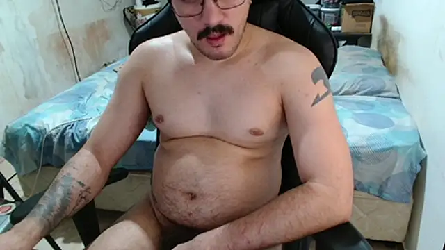 Snapshot of Leonino231 chatting on 07-19-26, 05:44 Leonino231 online show from 07-19-26, 05:44