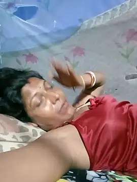 Snapshot of Savita992 chatting on 06-15-26, 12:57 Savita992 online show from 06-15-26, 12:57