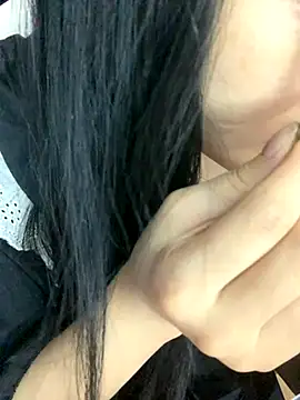 Linhtruong  online show from 09-15-25, 04:12