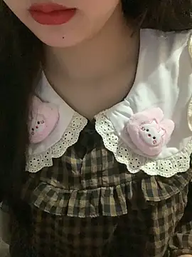 Linhtruong  online show from 12-05-25, 04:32