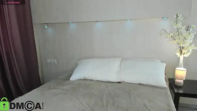 Snapshot of Adelina_Bliss chatting on 05-24-26, 01:21 Adelina Bliss online show from 05-24-26, 01:21