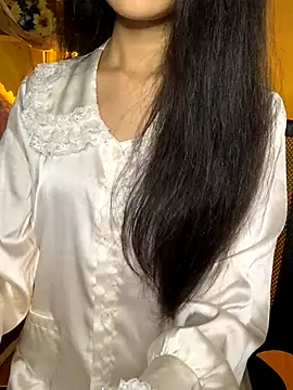 Nhinhi18 online show from 09-25-25, 03:38