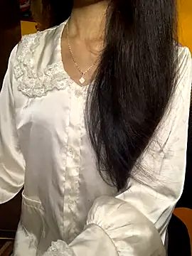 Nhinhi18 online show from 10-12-25, 04:28