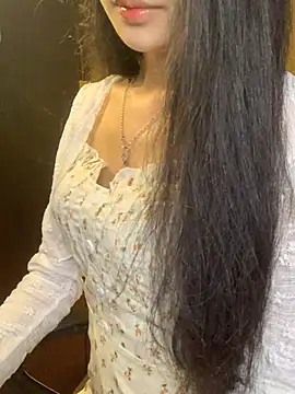 Nhinhi18 online show from 04-13-26, 02:11