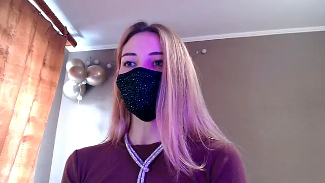 Snapshot of Iris_lave chatting on 11-27-25, 12:40 Iris lave online show from 11-27-25, 12:40