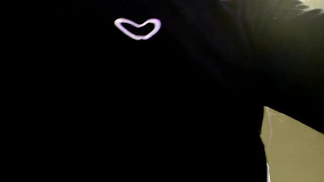 Snapshot of Iris_lave chatting on 02-08-26, 03:04 Iris lave online show from 02-08-26, 03:04