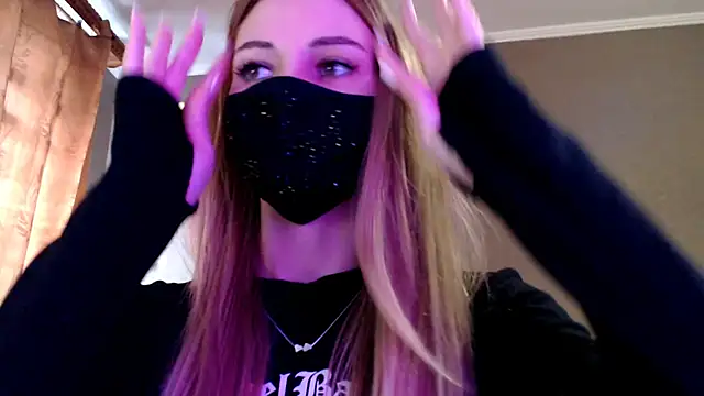 Snapshot of Iris_lave chatting on 02-25-26, 02:27 Iris lave online show from 02-25-26, 02:27