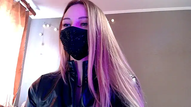 Snapshot of Iris_lave chatting on 03-03-26, 01:17 Iris lave online show from 03-03-26, 01:17