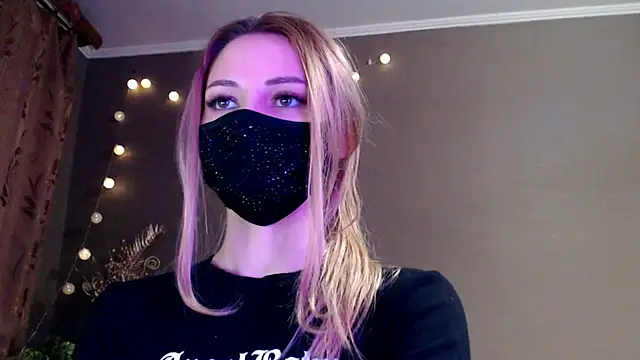 Iris lave online show from 03-25-26, 04:57