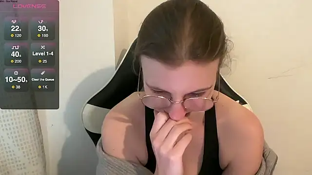 Snapshot of BustyKellyXXX chatting on 01-15-26, 01:16 BustyKellyXXX online show from 01-15-26, 01:16