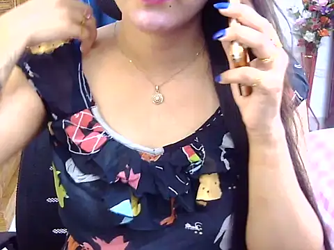 Snapshot of Obonti_2000 chatting on 09-26-25, 06:23 Obonti 2000 online show from 09-26-25, 06:23