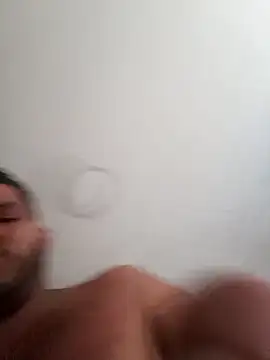 Snapshot of Frank0021 chatting on 12-18-25, 03:40 Frank0021 online show from 12-18-25, 03:40