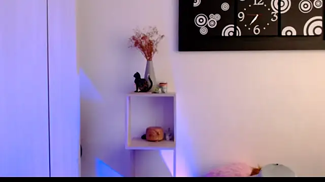 Camila-ventura online show from 02-11-26, 07:52