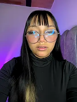 Snapshot of Maddy_w chatting on 09-10-25, 03:50 Maddy w online show from 09-10-25, 03:50