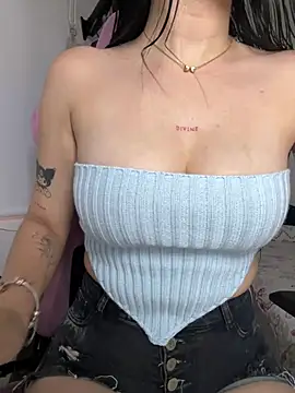 lucy grey25 online show from 03-03-26, 02:56