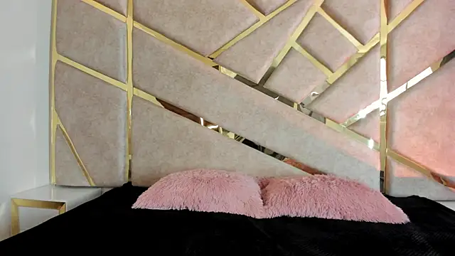 Snapshot of Zafiro_claire chatting on 10-04-25, 05:55 Zafiro claire online show from 10-04-25, 05:55