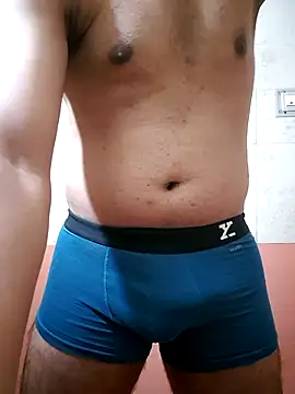 Snapshot of project085 chatting on 10-23-25, 05:23 project085 online show from 10-23-25, 05:23