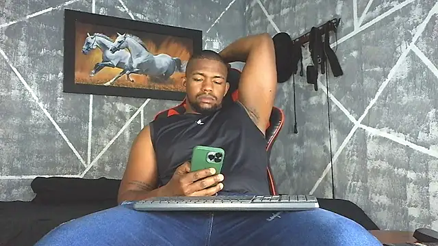 Snapshot of big_blackmen19 chatting on 05-28-26, 03:31 big blackmen19 online show from 05-28-26, 03:31
