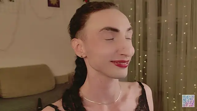 Queen of tease online show from 04-11-26, 04:17