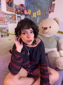PixelKitty  online show from 07-02-26, 03:34