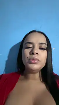 Snapshot of monikee69 chatting on 06-12-26, 02:21 monikee69 online show from 06-12-26, 02:21