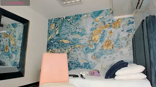 lesly cutee online show from 04-06-26, 12:39