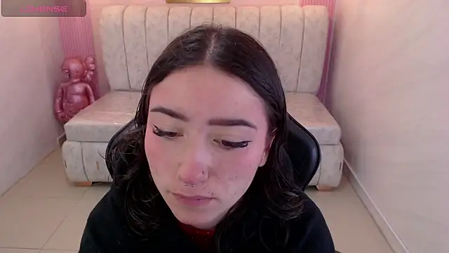 venuss09 s online show from 03-18-26, 01:14